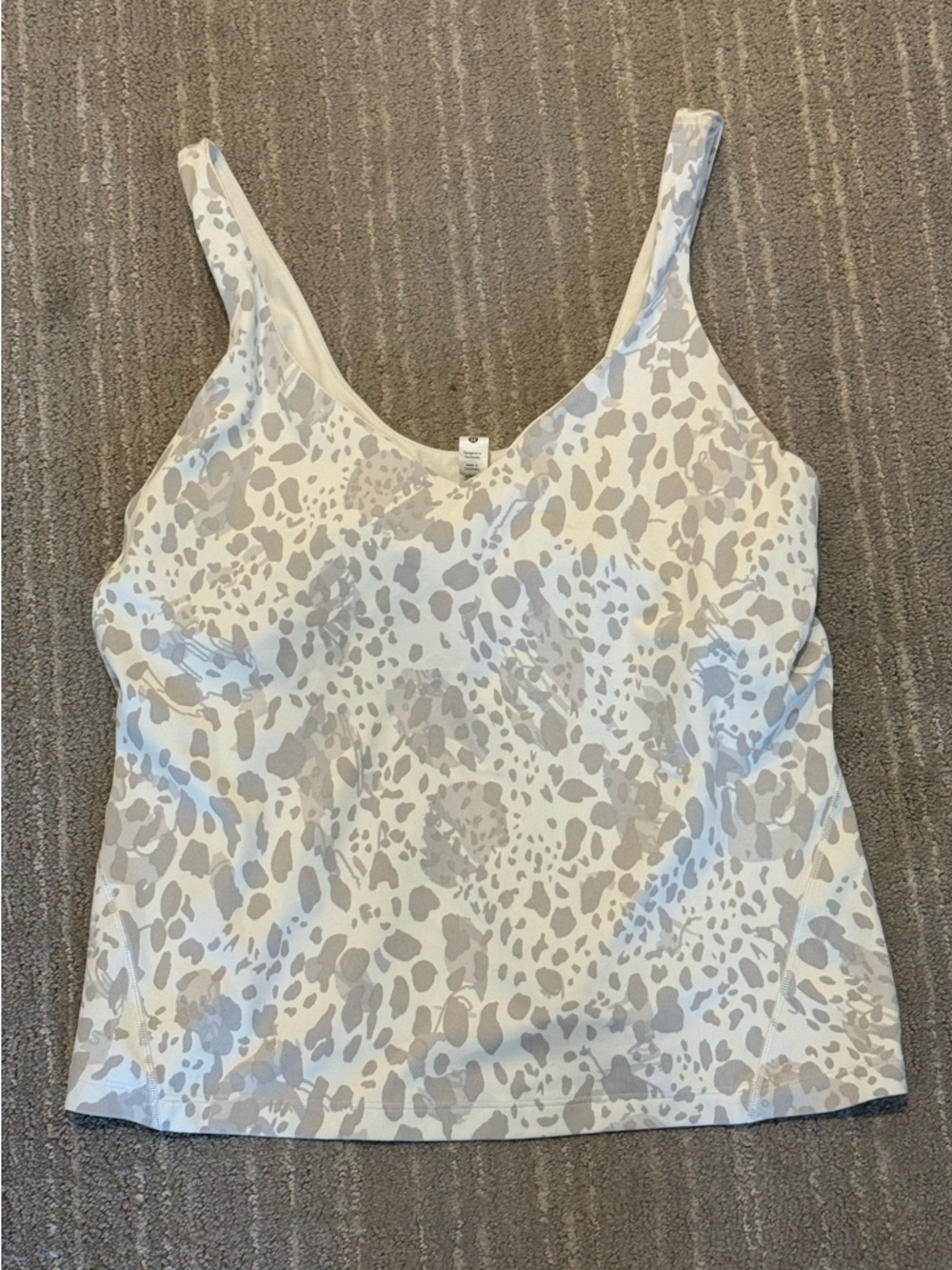 ๐ค Lululemon Athletica Align V-Neck Tank Top Long White Leopard Print 14 ๐ค - Picture 2 of 4
